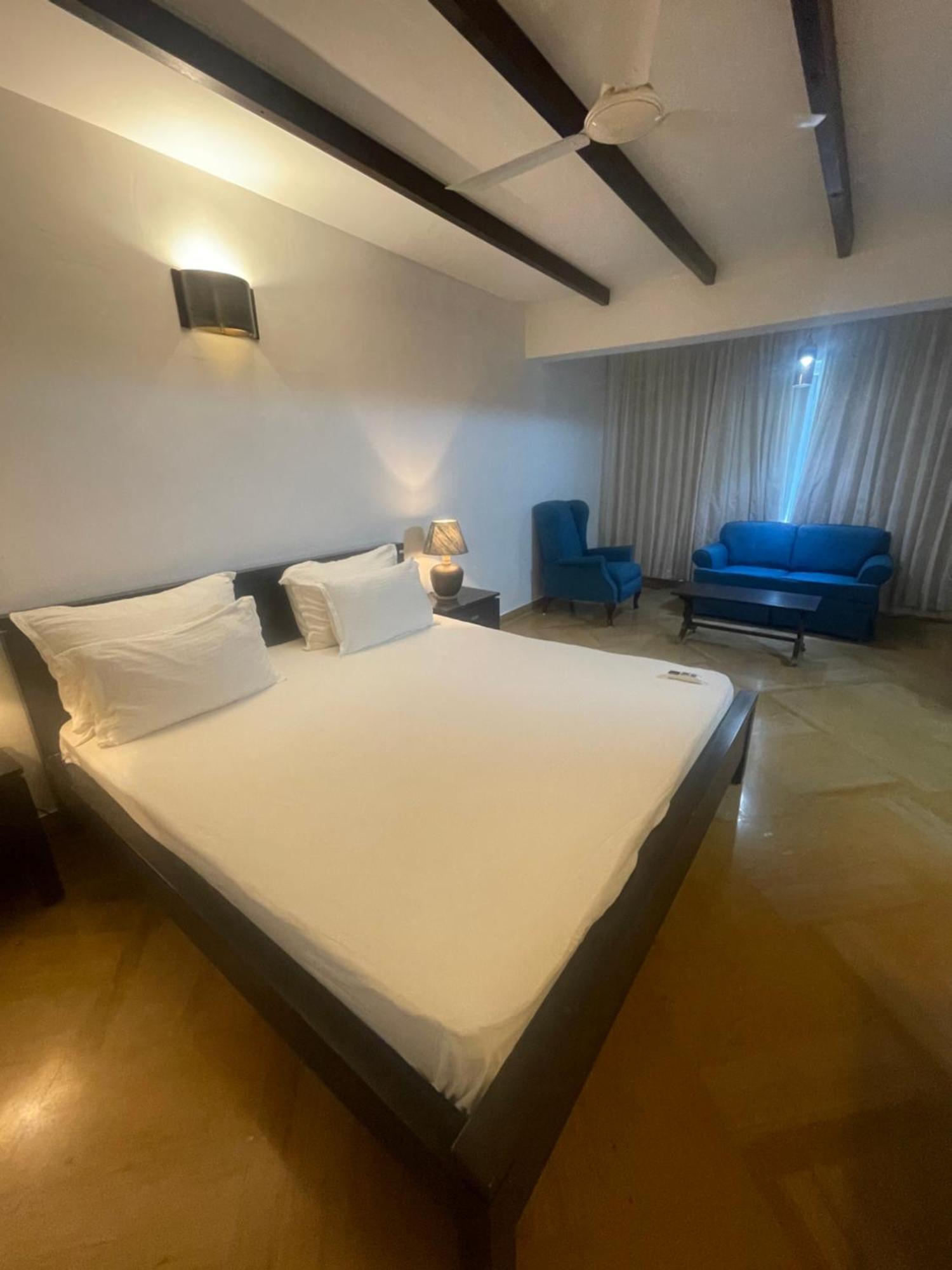 Villa M - Jia 4 Candolim Goa 3Bhk, Pool Facing, Near Beach, Free Breakfast, Free Wifi And Prime Location Aguada Esterno foto