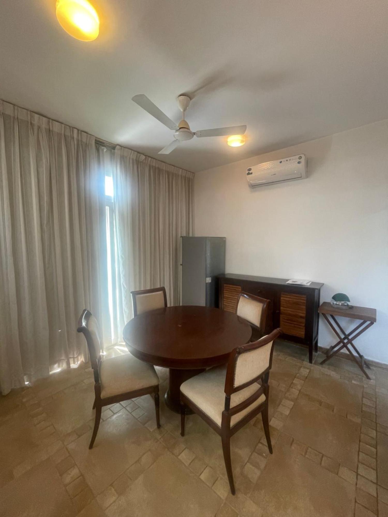 Villa M - Jia 4 Candolim Goa 3Bhk, Pool Facing, Near Beach, Free Breakfast, Free Wifi And Prime Location Aguada Esterno foto